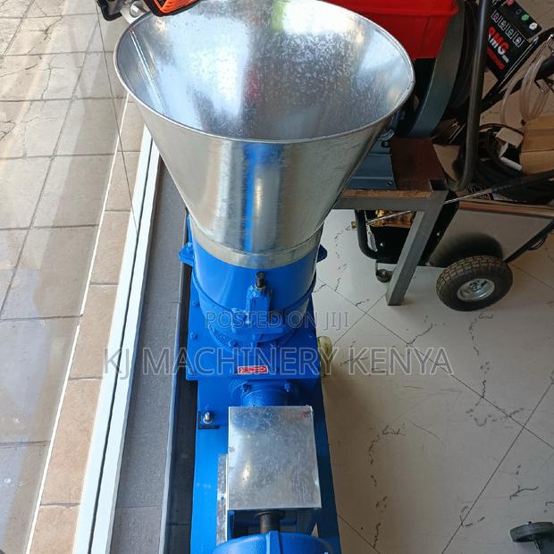Three Phase Pellet Machine With 260kg Per Hour Output - thumbnail 3