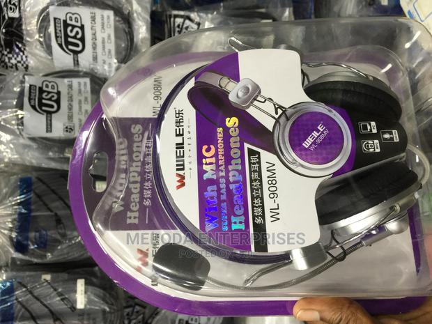 Superbass Earphones - main view