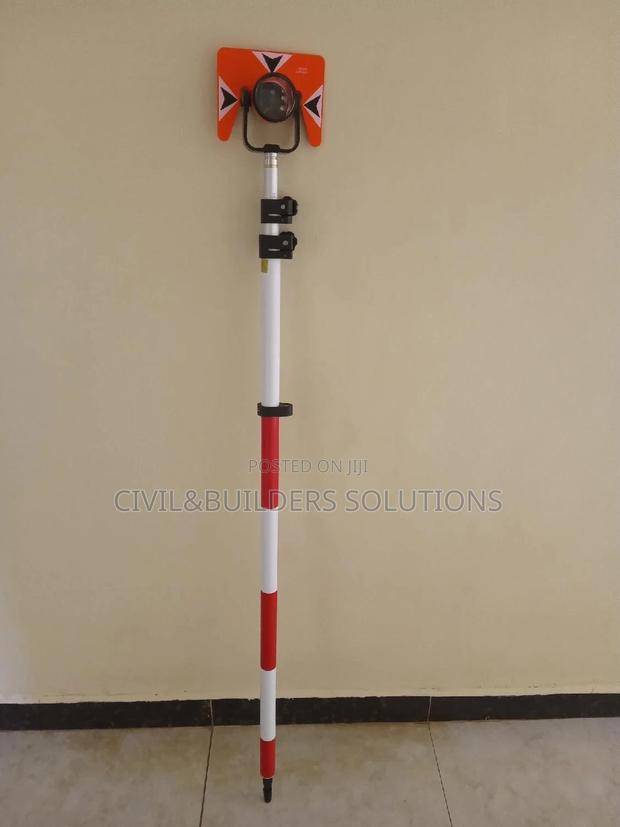 Prism Set With 2.6 M Pole - main view