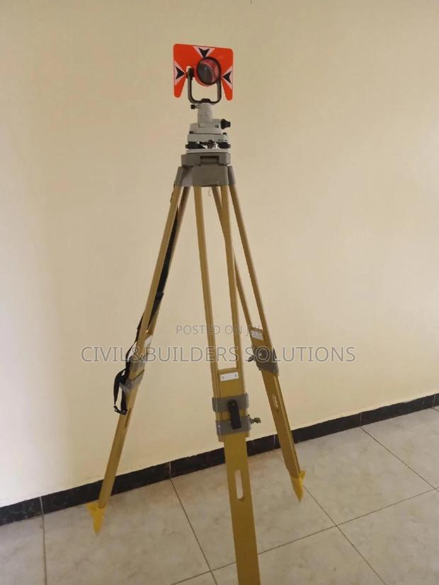 Prism Assembly and Tripod - main view
