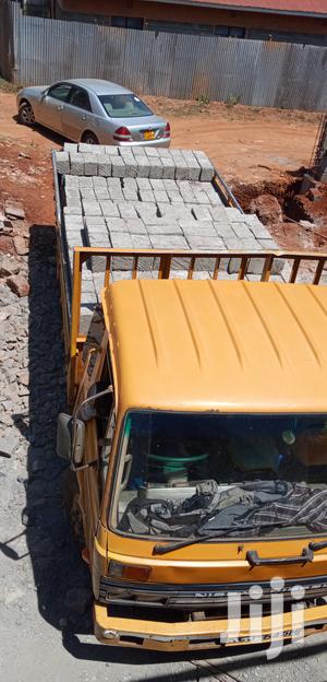 Machine Cut Stones - thumbnail 2