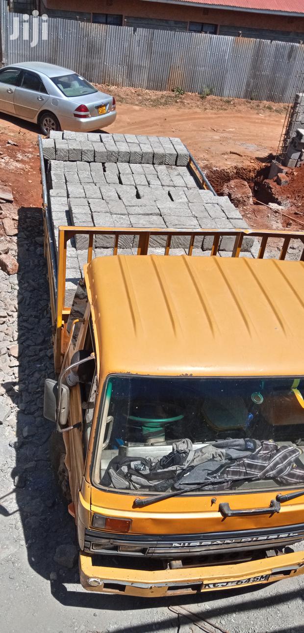 Machine Cut Stones - thumbnail 3