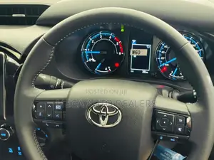 New Toyota Hilux 2021 Gray