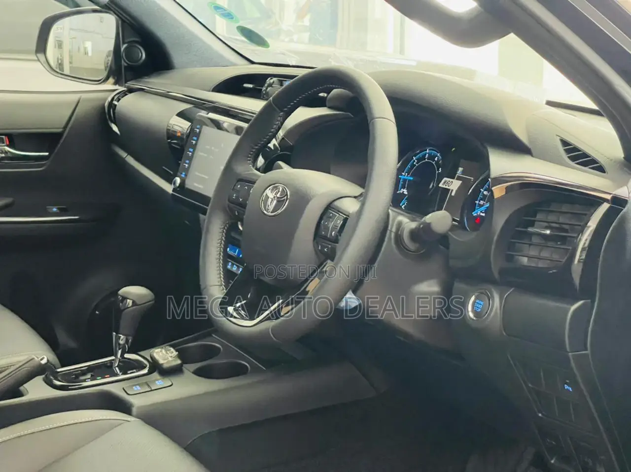 New Toyota Hilux 2021 Gray