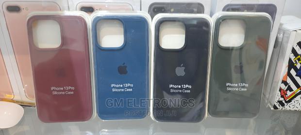 iPhone 13 Pro Silicone Case. - main view