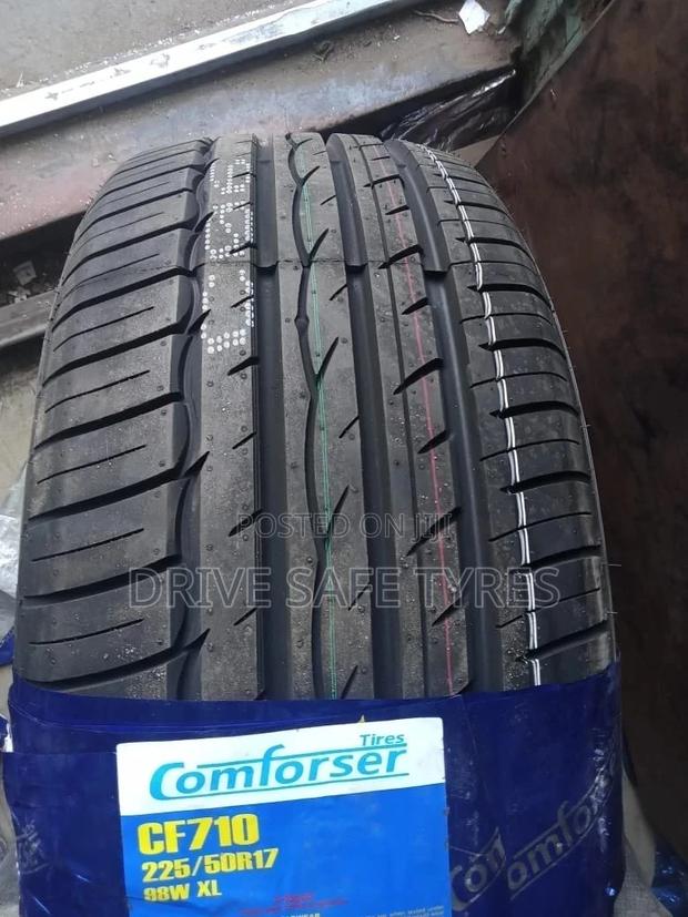 225/50 R17 Comfoser Tyre 88V