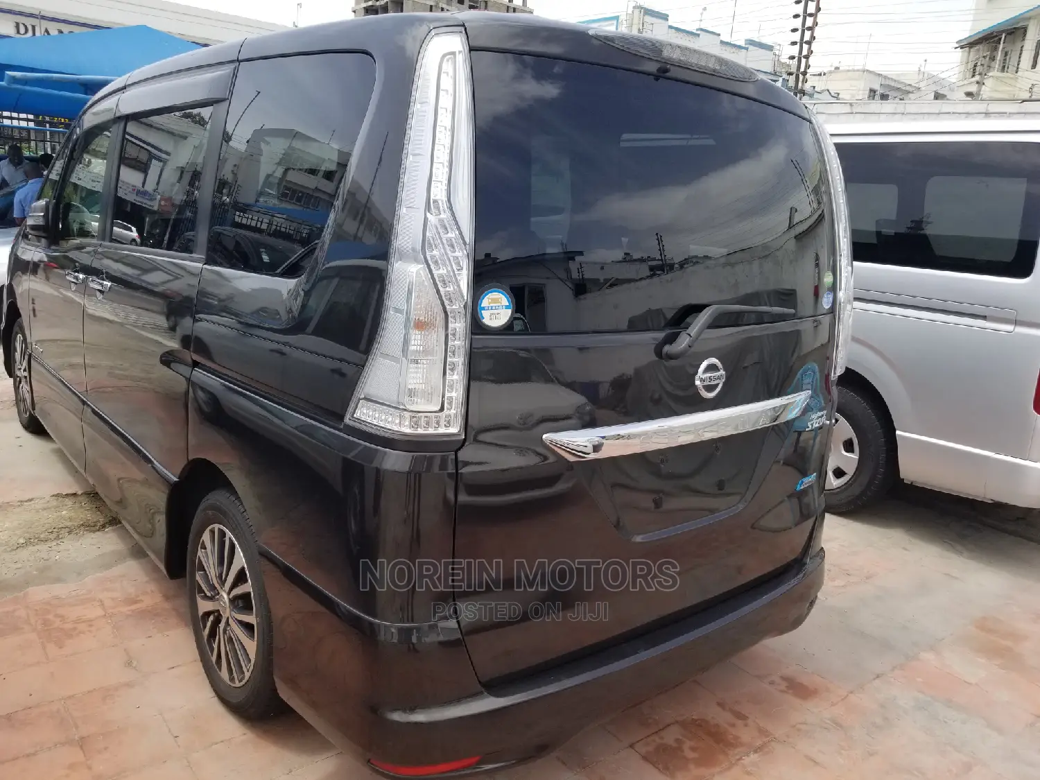 Nissan Serena 2014 Black