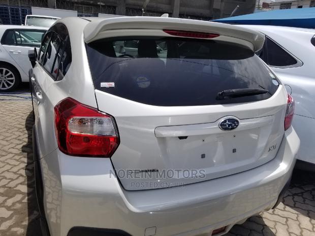 Subaru XV 2014 White - thumbnail 6