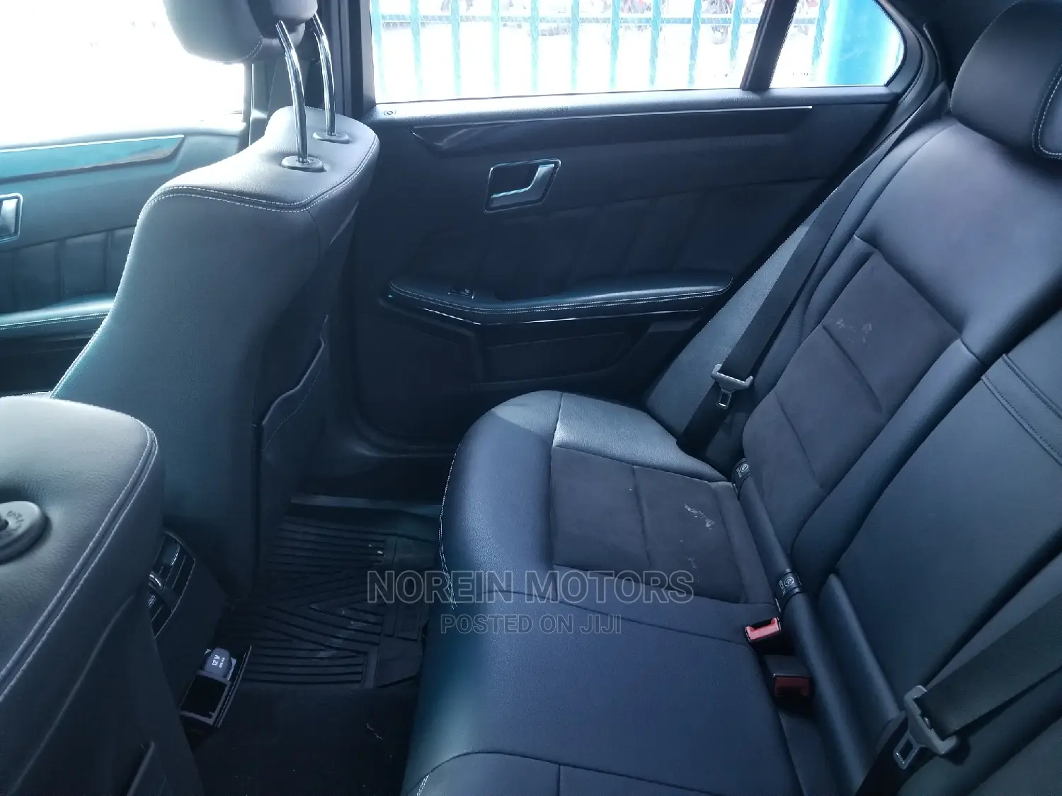 Mercedes-Benz E350 2014 Black