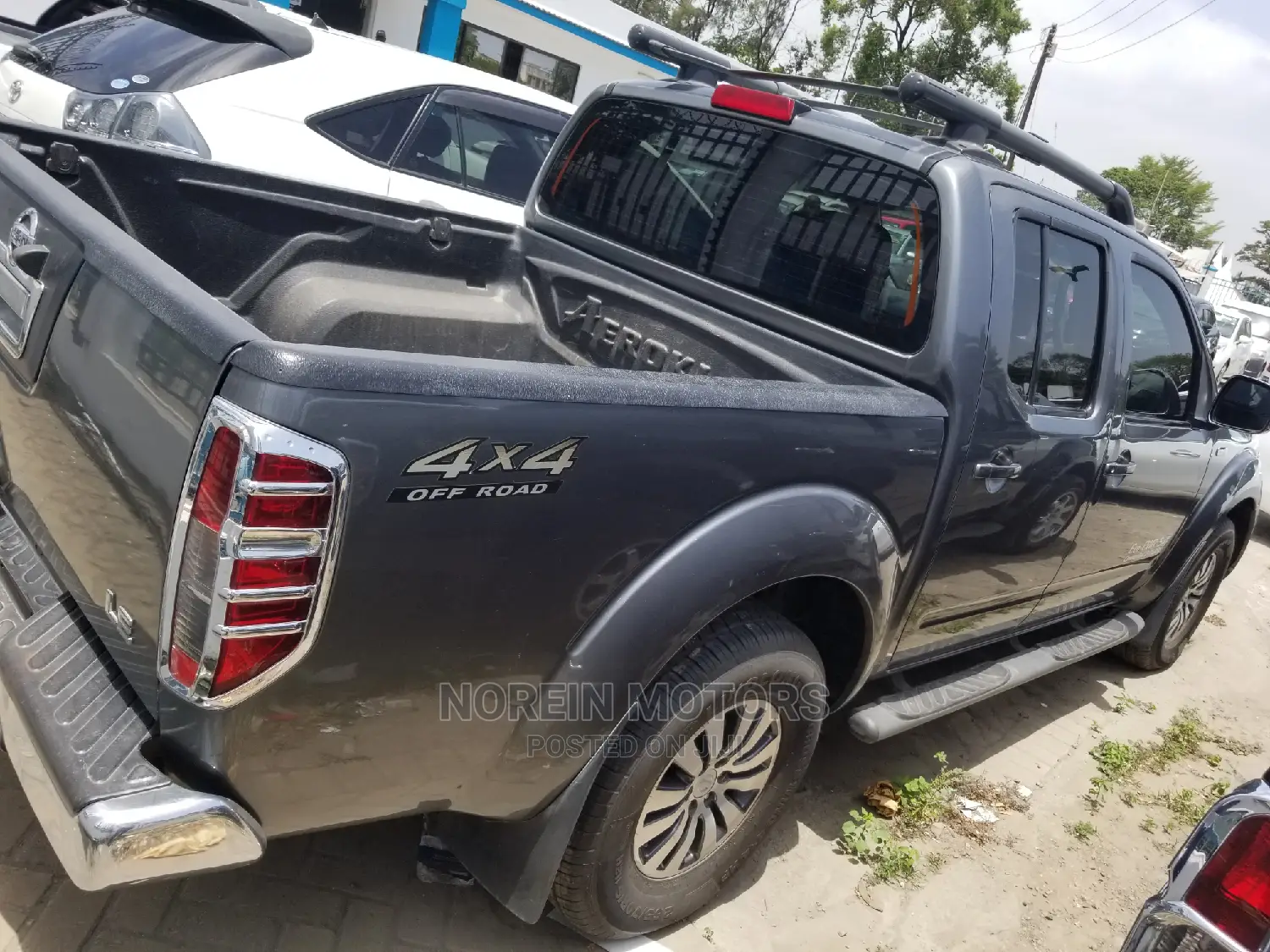 Nissan Navara 2014 Gray