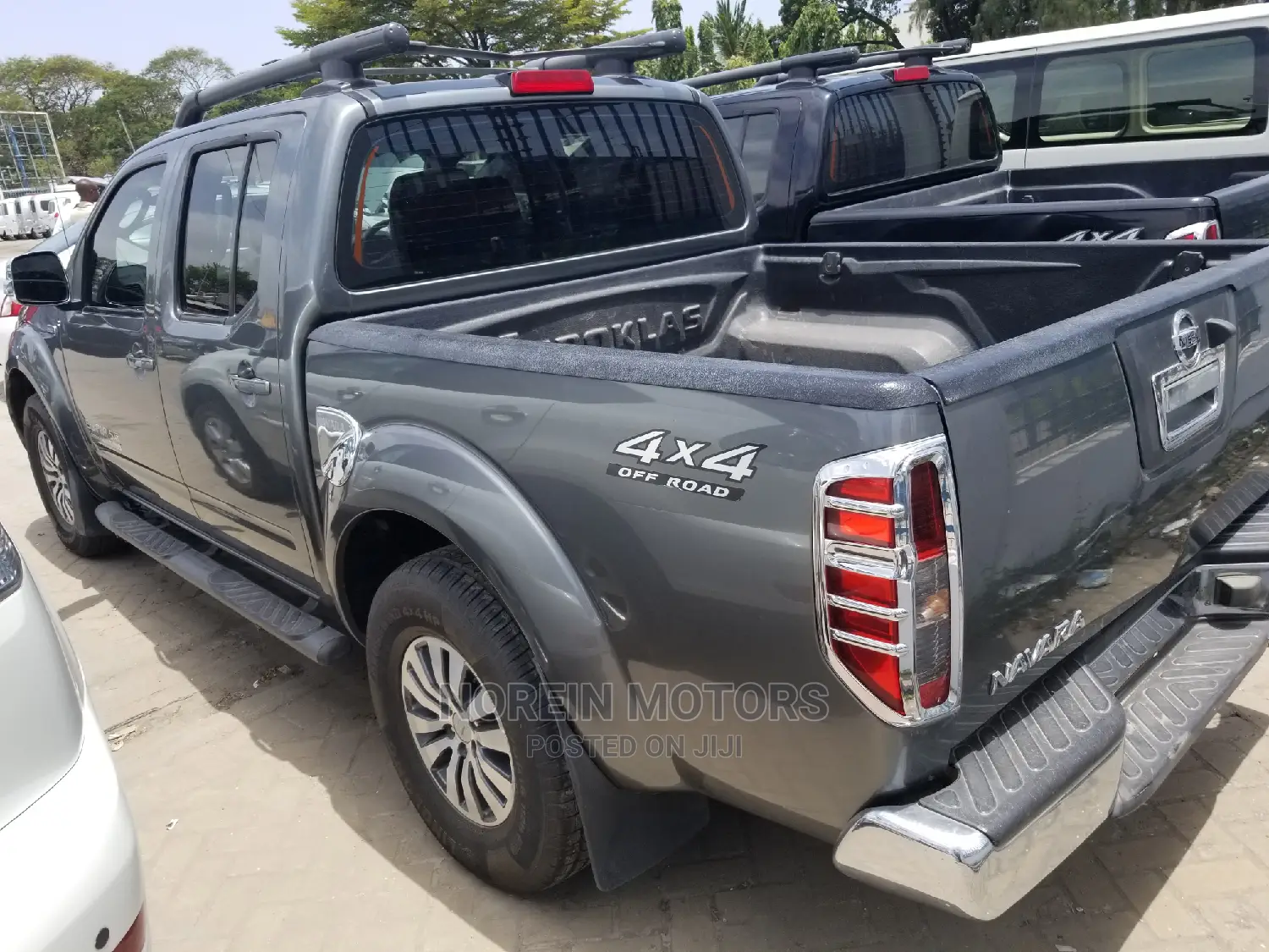 Nissan Navara 2014 Gray