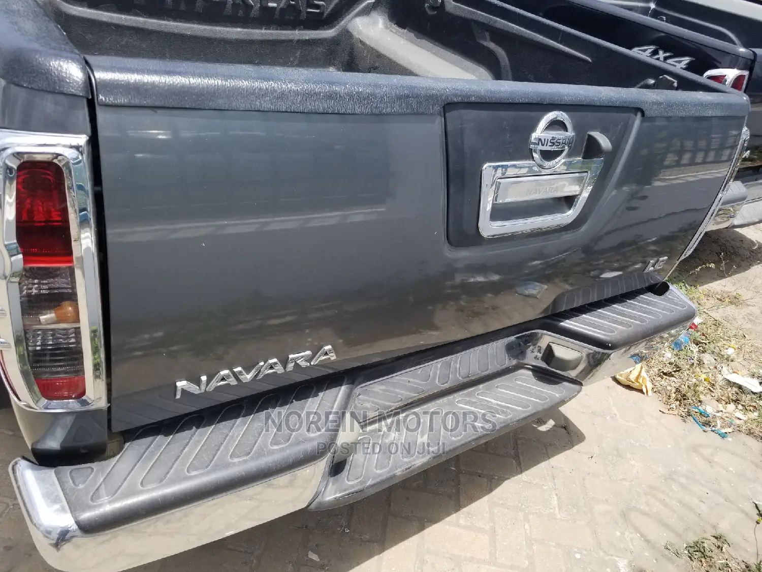 Nissan Navara 2014 Gray