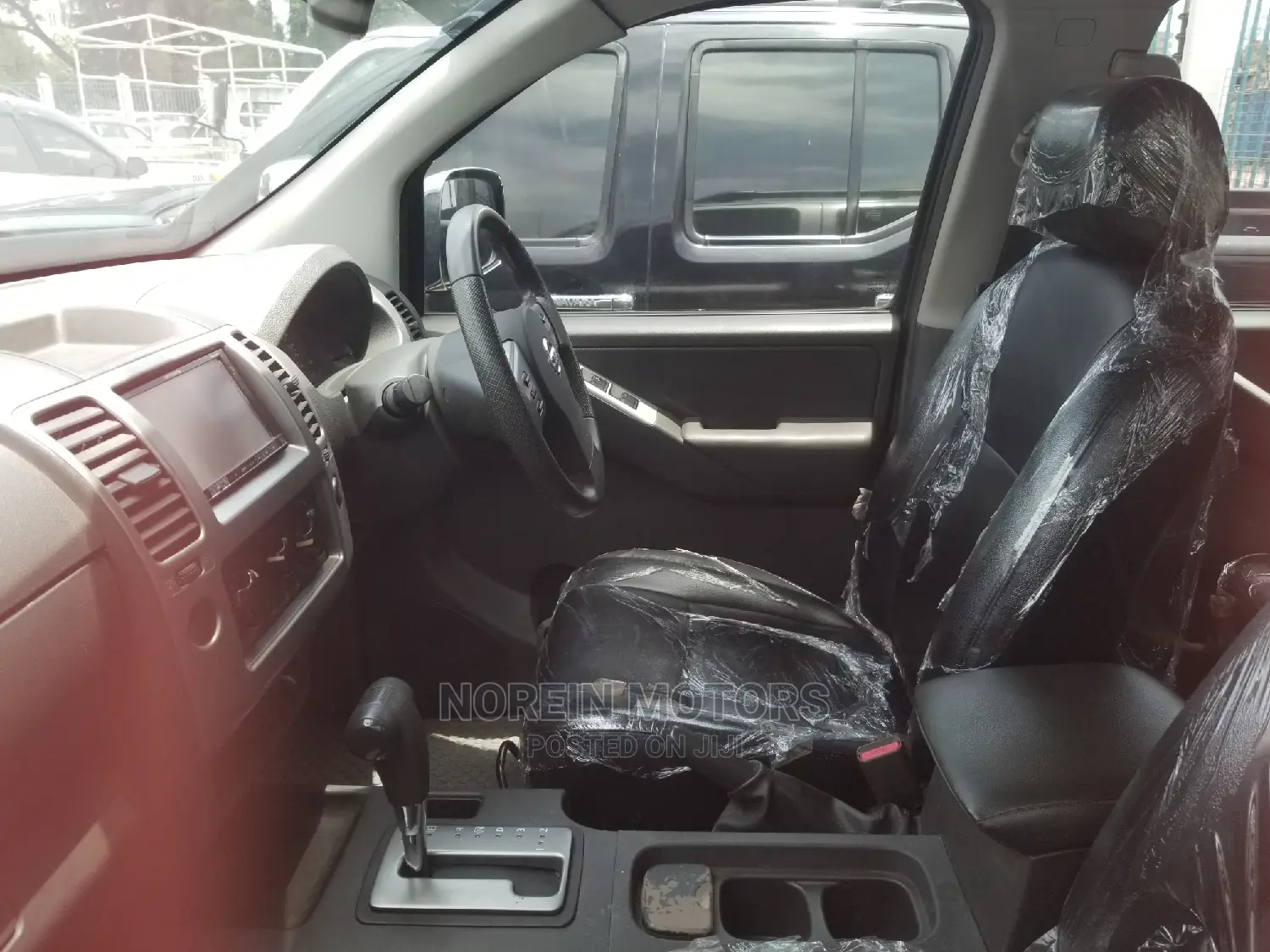 Nissan Navara 2014 Gray