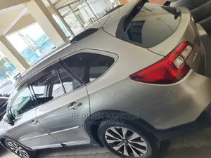 Subaru Outback 2016 Silver