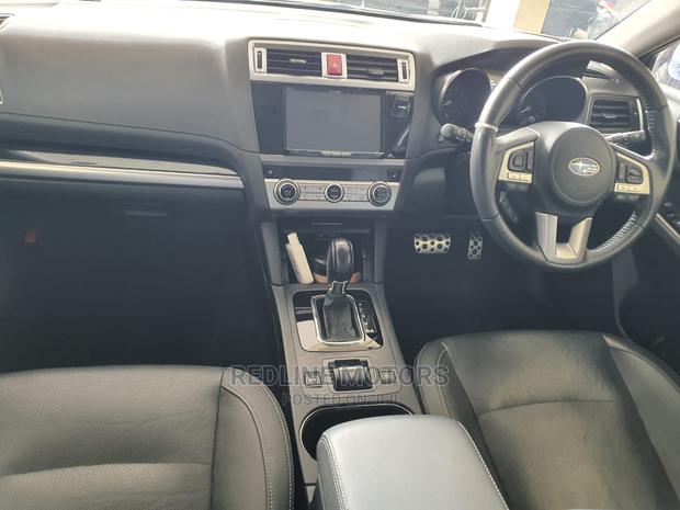 Subaru Outback 2016 Silver - thumbnail 5