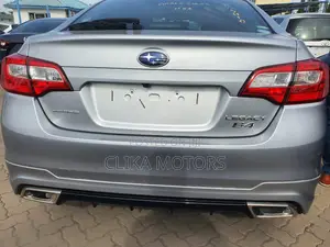 Subaru Legacy 2016 Silver