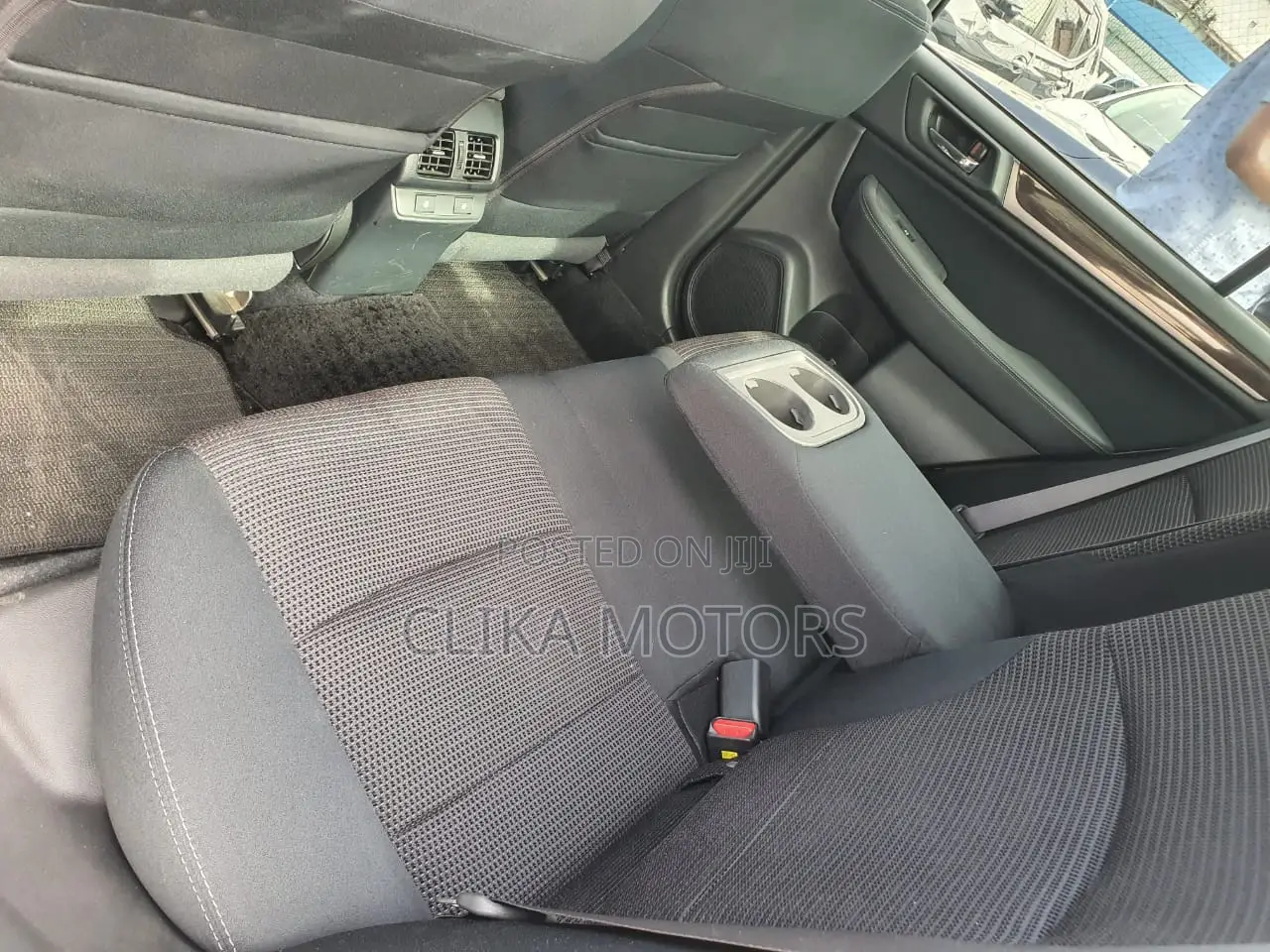 Subaru Legacy 2016 Silver