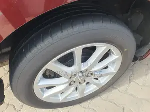 Toyota Premio 2016 Red