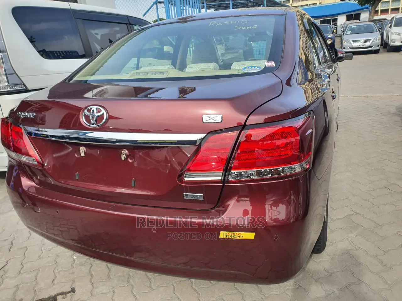 Toyota Premio 2016 Red