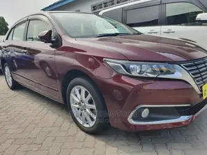 Toyota Premio 2016 Red