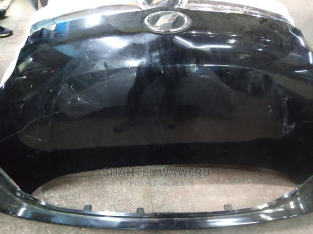 Voxy 2012 Bonnet