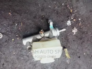 Brake Master Cylinder Subaru Legacy