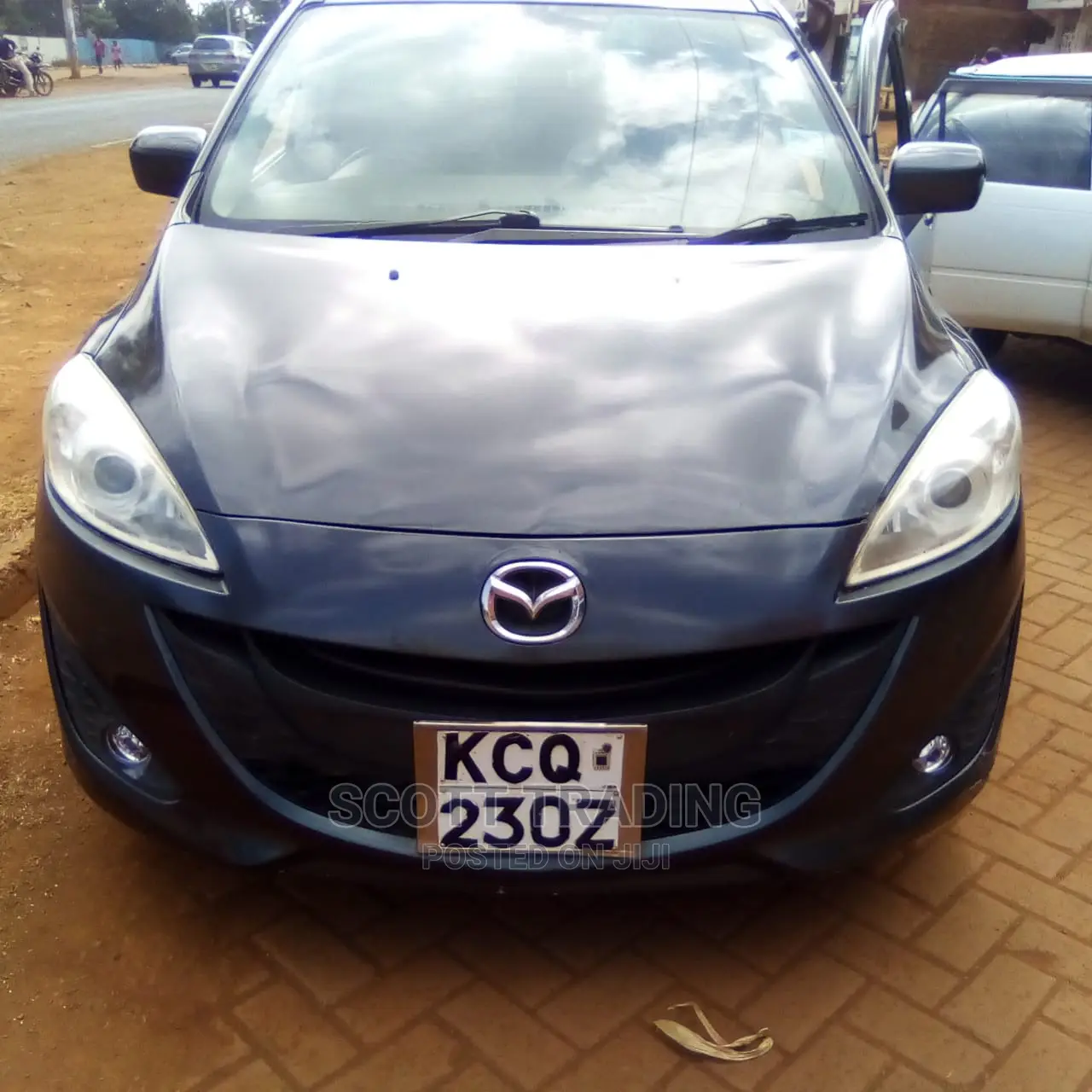 Mazda Premacy Front Windscreen