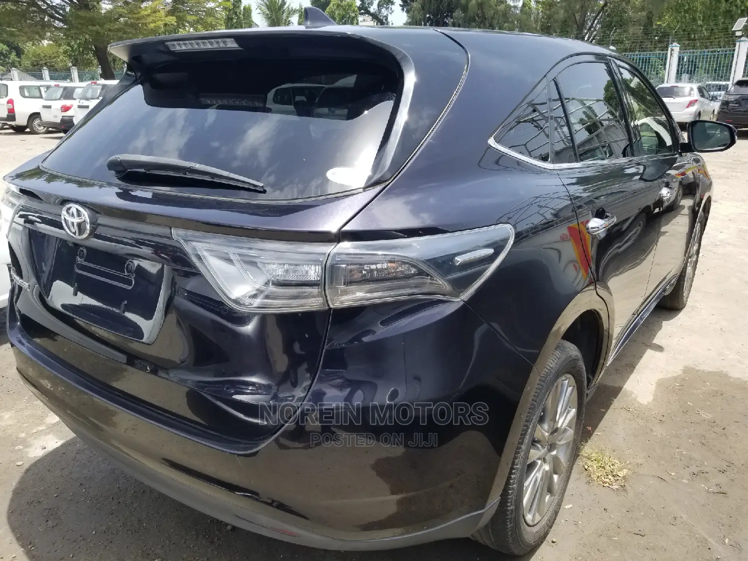 Toyota Harrier 2014 Silver