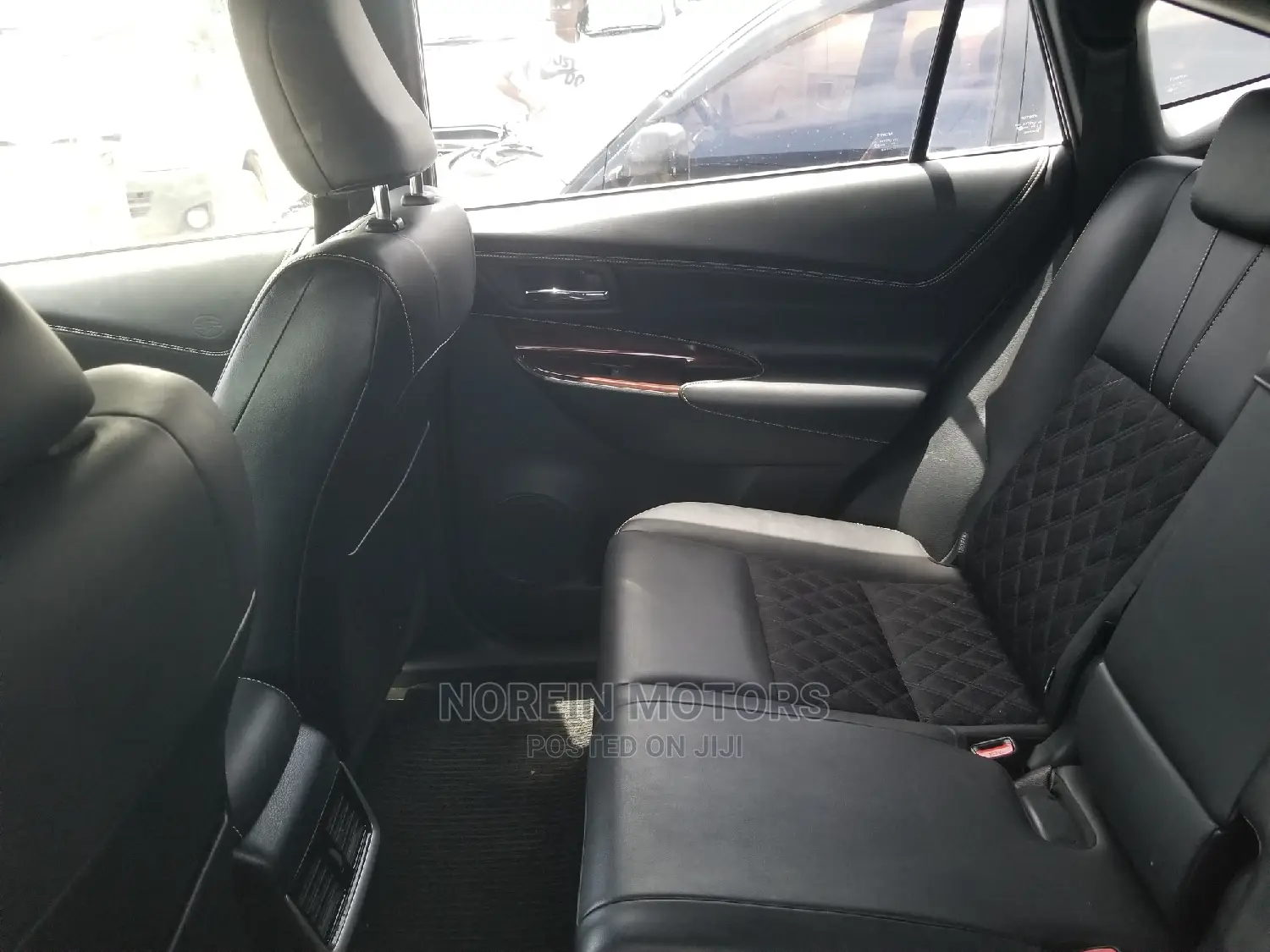Toyota Harrier 2014 Silver
