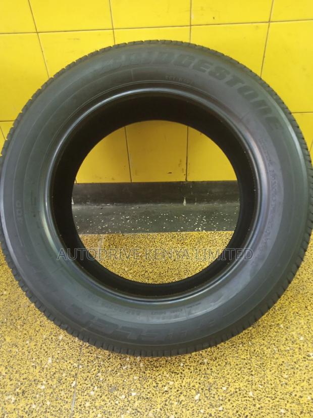 235/60r18 Bridgestone Tyre - thumbnail 3