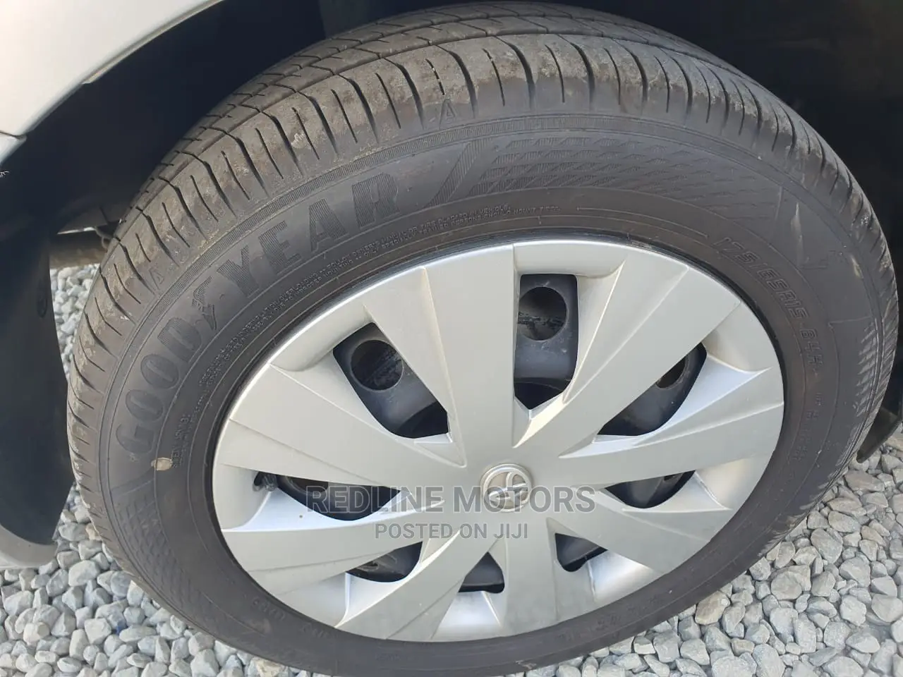 Toyota Fielder 2016 Silver