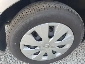 Toyota Fielder 2016 Silver