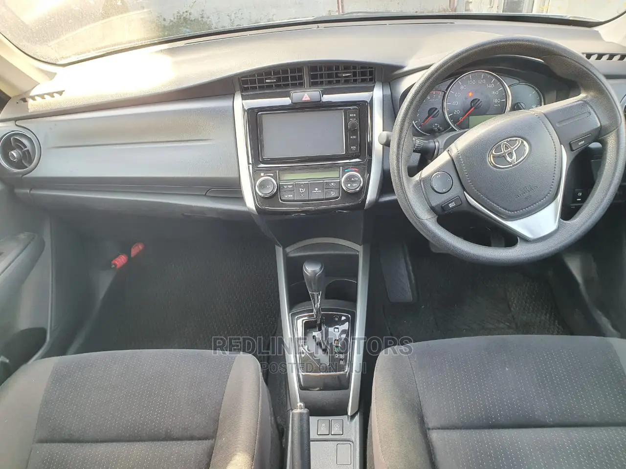 Toyota Fielder 2016 Silver