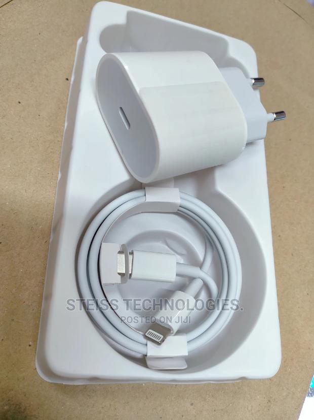 iPhone 13pro Max Charger - thumbnail 9