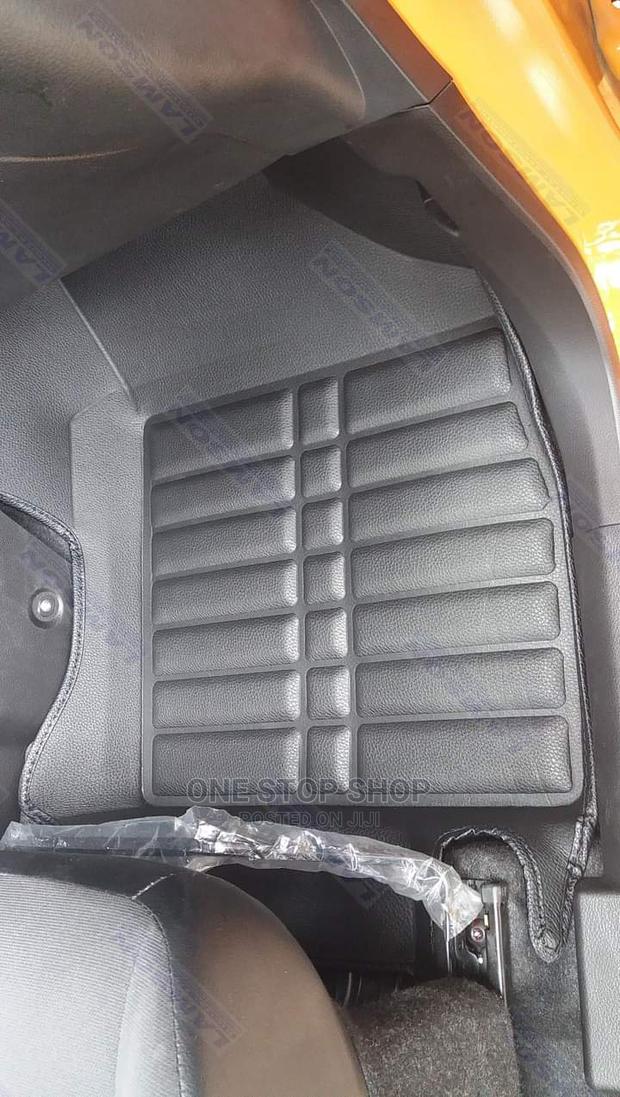 Black Leather Deep Dish Mats - thumbnail 3