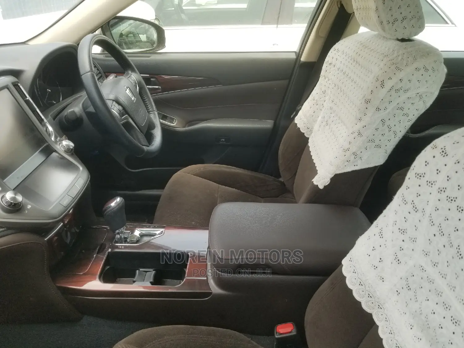 Toyota Crown 2014 Black