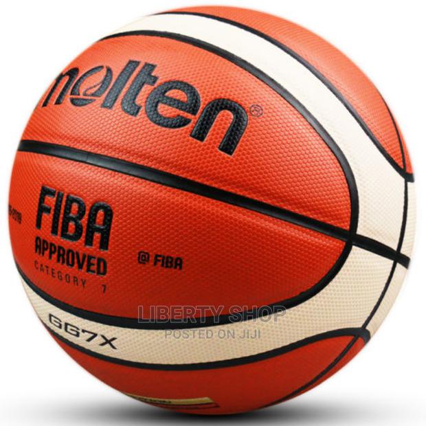 Size 7 Molten Basketball - main view