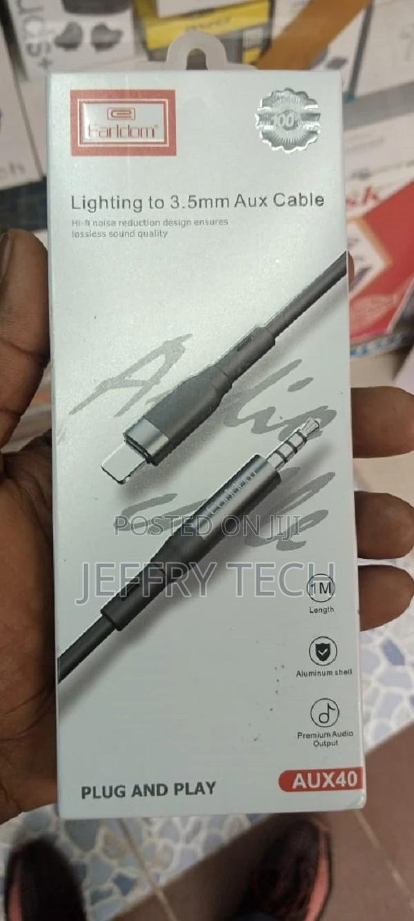 Lightning to 3.5 Mm Audio Cable