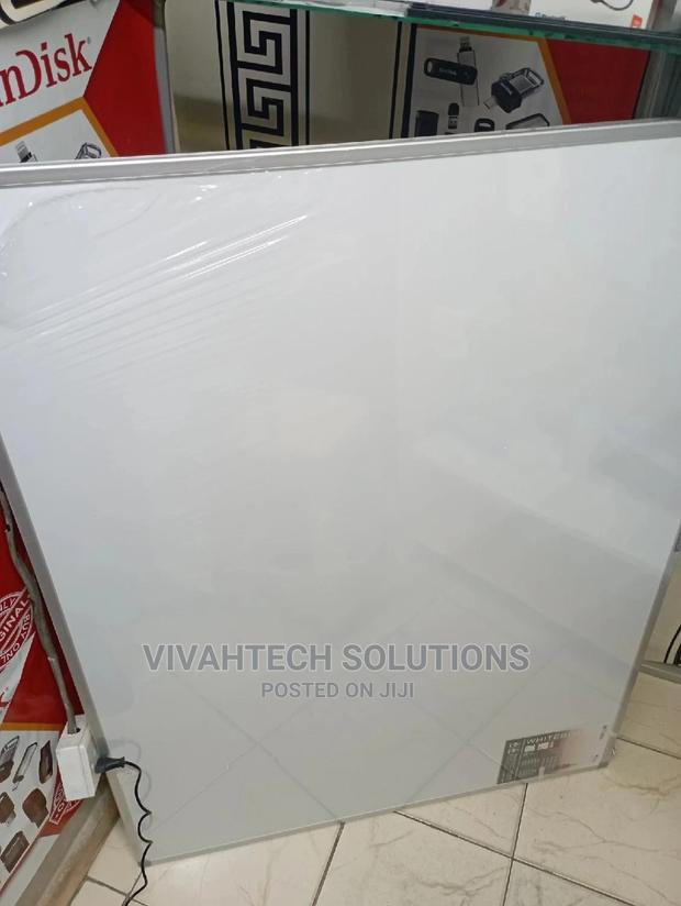 Whiteboard 4 by 3 - main view