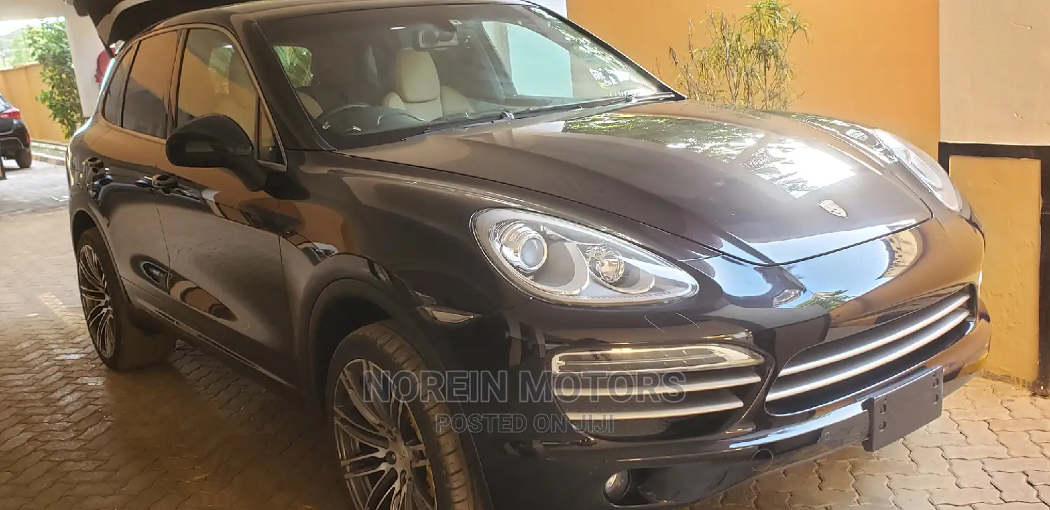 Porsche Cayenne 2015 Black