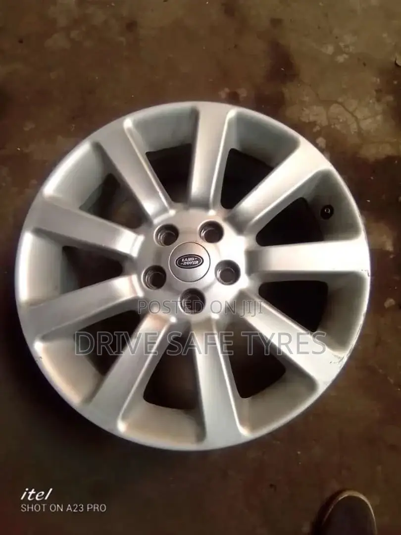 18 Inch Brand New Rangerover Rims Set