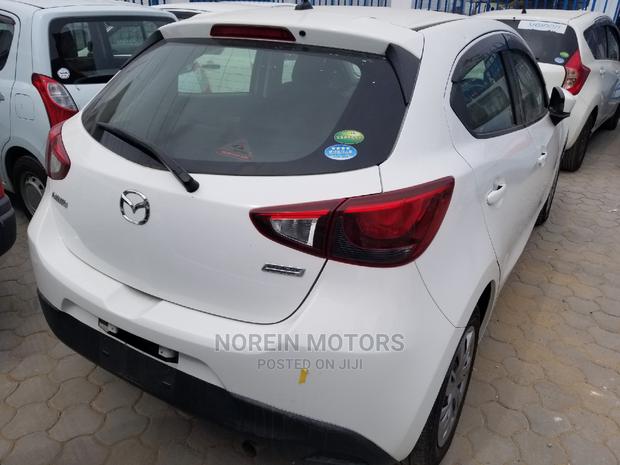 Mazda Demio 2014 White - thumbnail 7