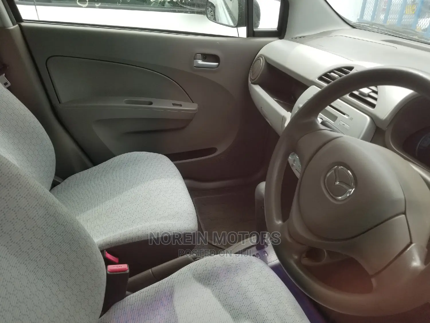 Mazda Carol 2015 White