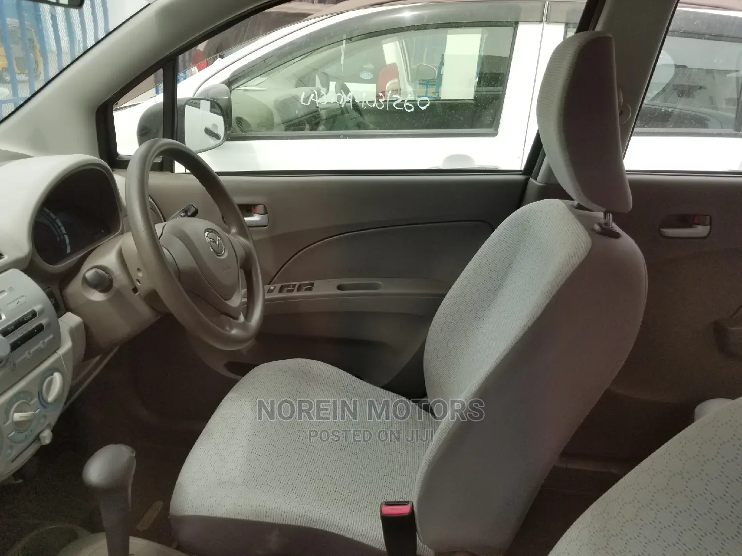 Mazda Carol 2015 White