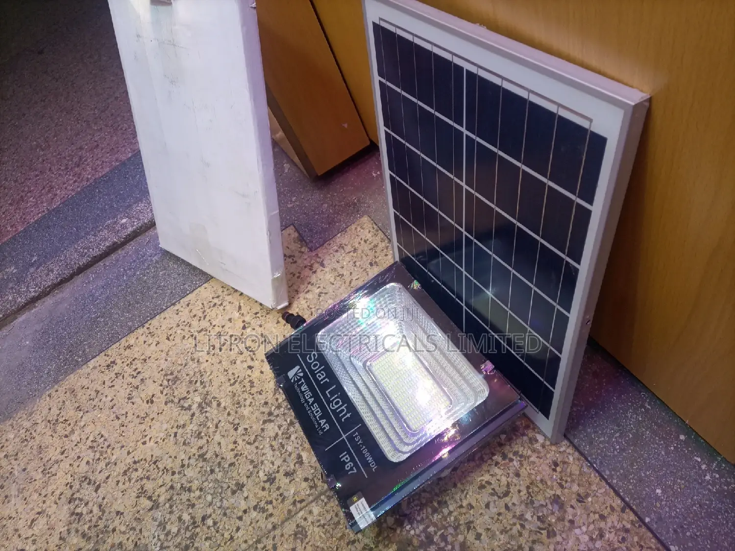 100W Solar Floodlights