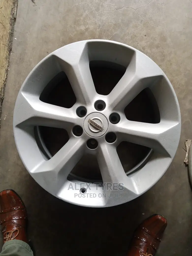Size 18 Inches Nissan Navara Original Sport Rims Set