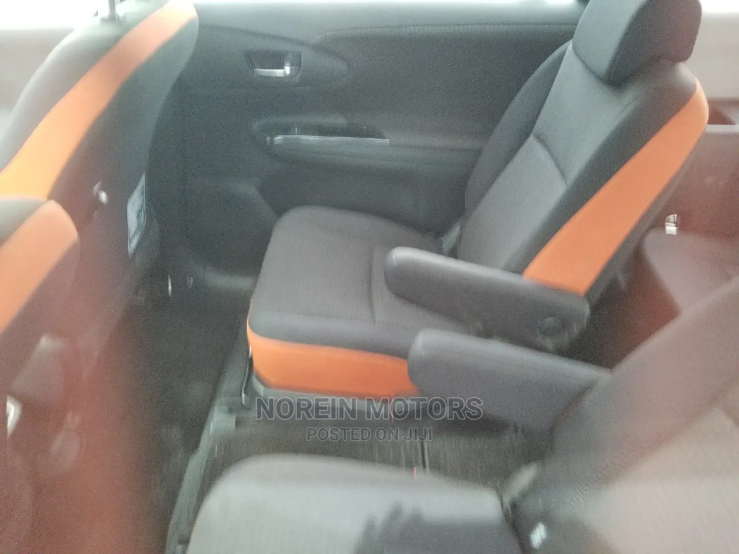 Toyota Wish 2014 Orange