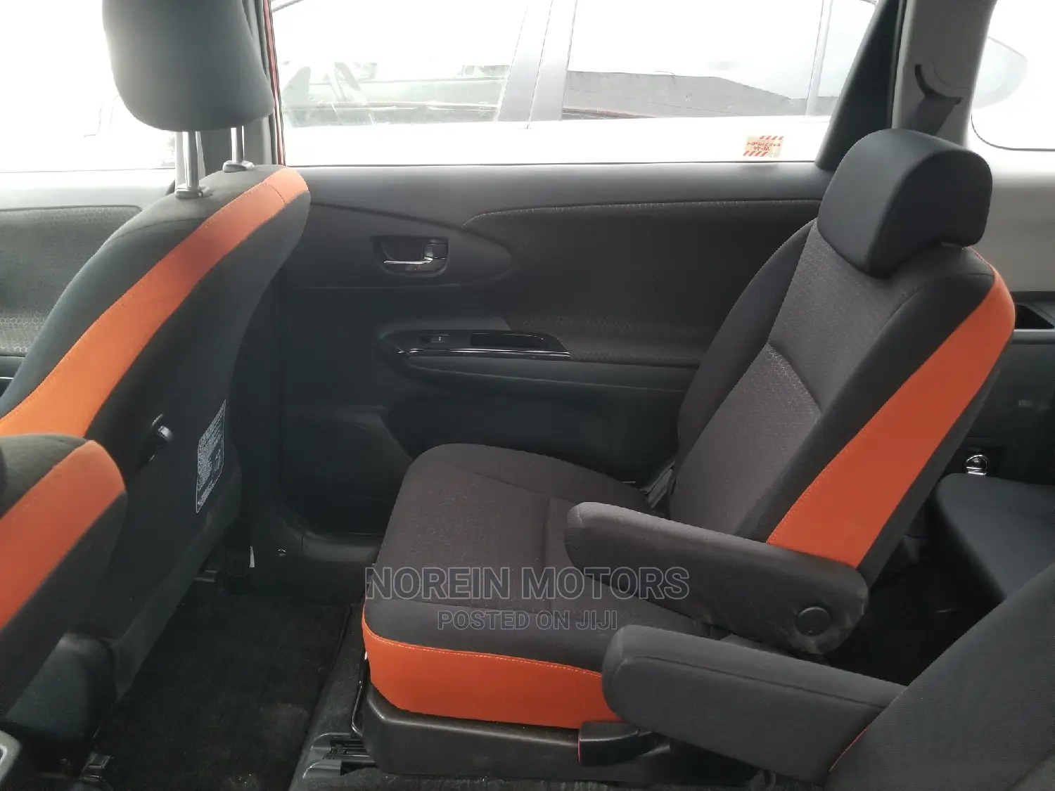 Toyota Wish 2014 Orange