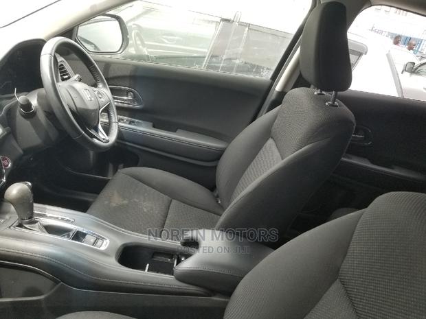 Honda Vezel 2015 Black - thumbnail 5