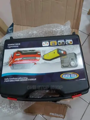 4 in 1 Emergency Jumpstarter